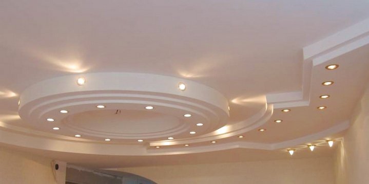 Красивый подвесной потолок из гипсокартона